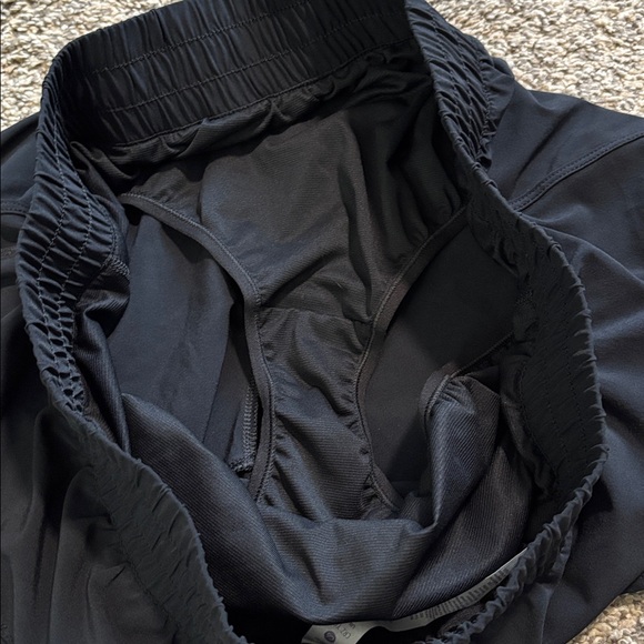 CRZ YOGA Black Performance Shorts size XL - Picture 4 of 5